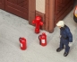 Preview: FALLER 180950 H0 6 Feuerlöscher und 2 Hydrante