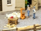 Preview: NOCH 13726 H0 Holzspalter und Kreissäge 3D-minis