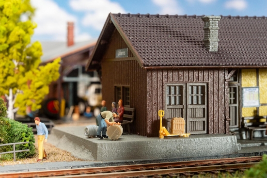 FALLER 110137 H0 Bahnhof Uderns