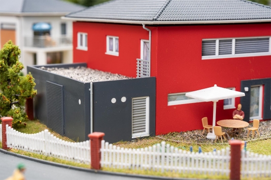 Preview: FALLER 130743 H0 WeberHaus CityLife, rot