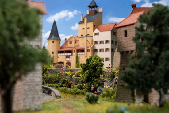 FALLER 130819 H0 Kleine Burg