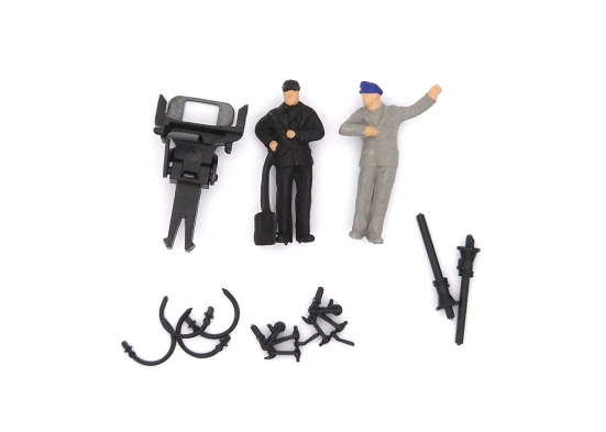 Märklin E330932 Bremsleitung, Schraubenkupplung, Schutzrohr, Lokführer und Heizer (Set) Modelleisenbahn