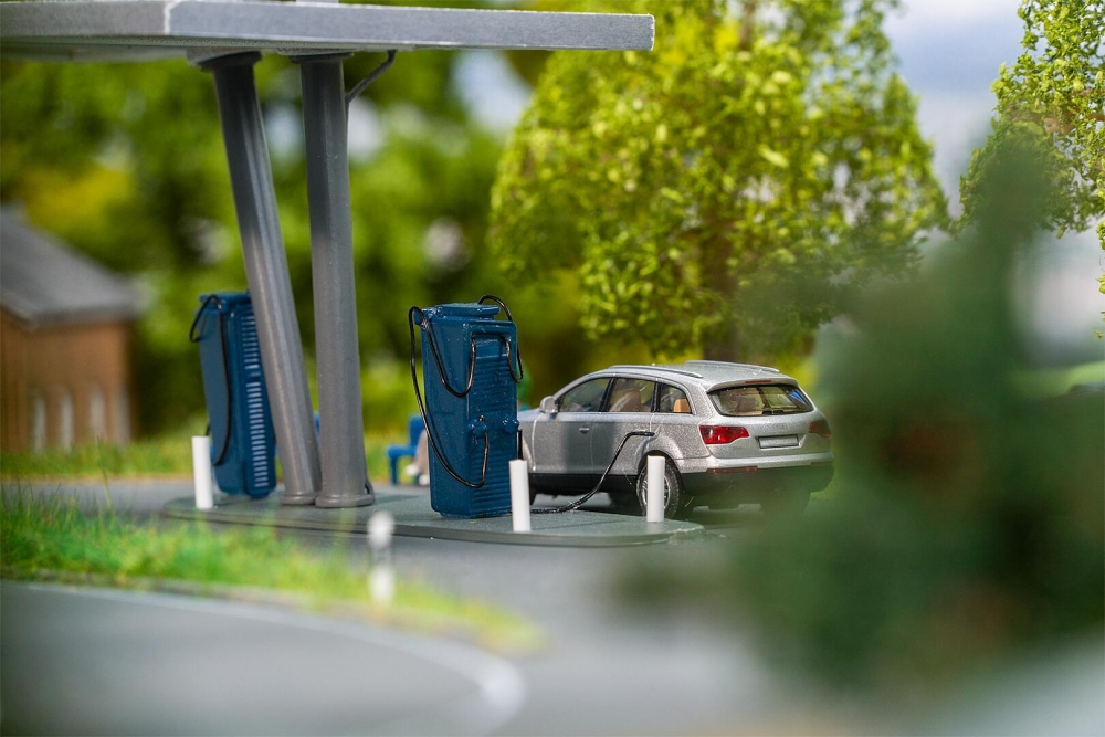 FALLER 130153 H0 E-Tankstelle