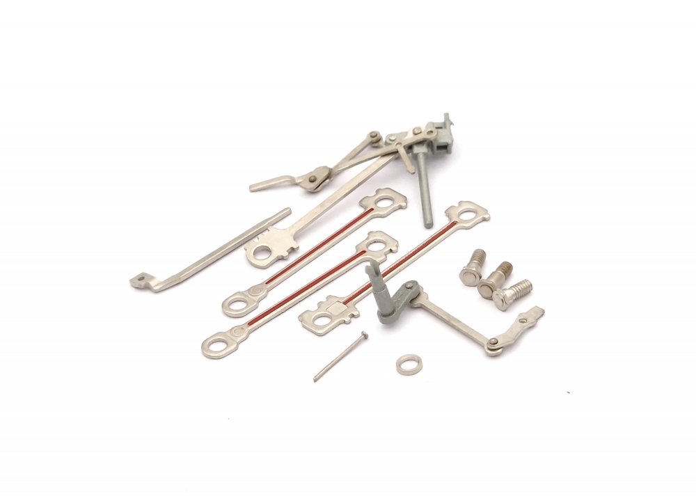 Märklin E319573 Gestänge links (Set) Modelleisenbahn