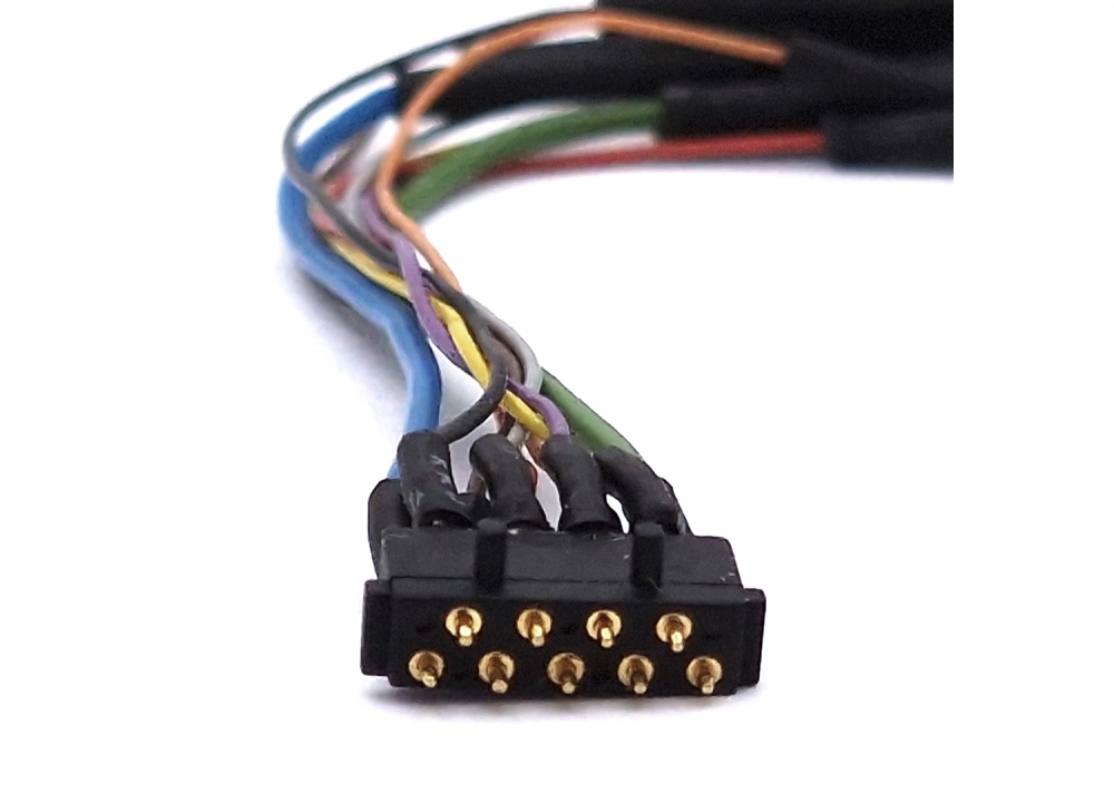 Märklin E327472 Stecker mit Pins Modelleisenbahn
