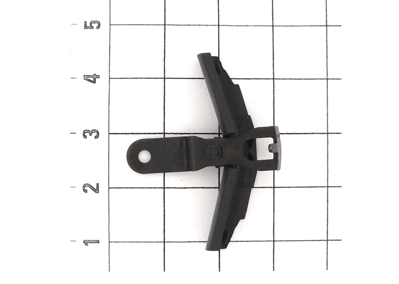 Märklin E702980 Kupplung mit Schneepflug (2 Stück) Modelleisenbahn