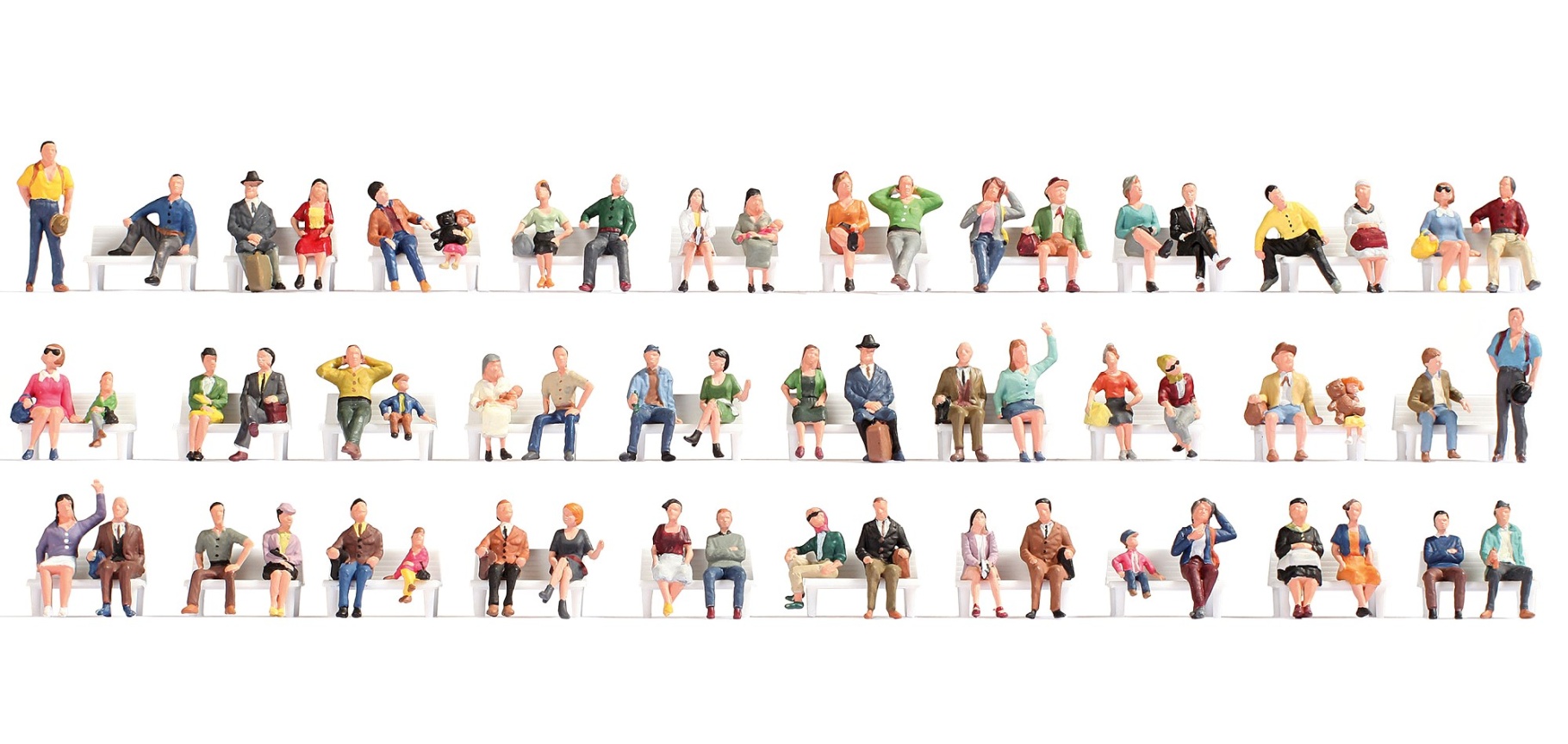 NOCH 37071 N Mega-Spar-Set Sitzende 60 Figuren 