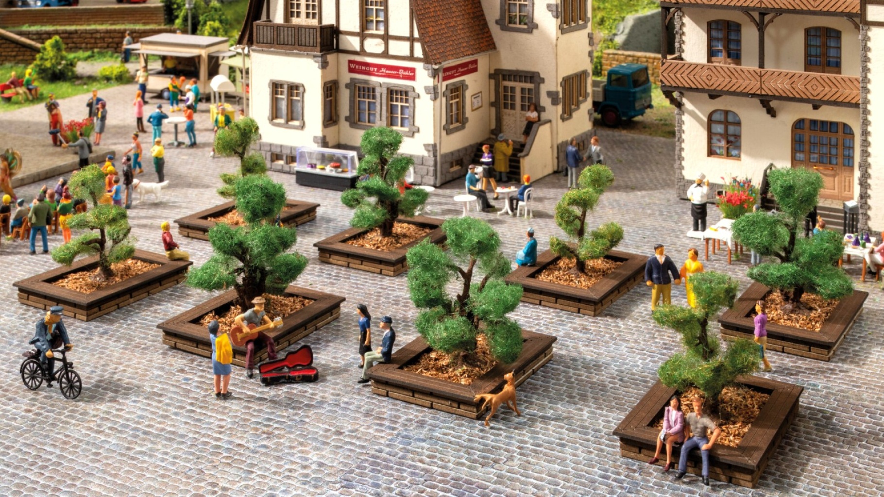 NOCH 21546 H0/TT/N Zierbüsche 4-5 cm hoch, 12 Stück 