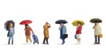 NOCH 15523 H0 Menschen im Regen 