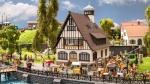 NOCH 66401 H0 Wirtshaus mit Biergarten 