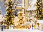 NOCH 66413 H0 Weihnachtsmarkt-Pyramide micro-motion 